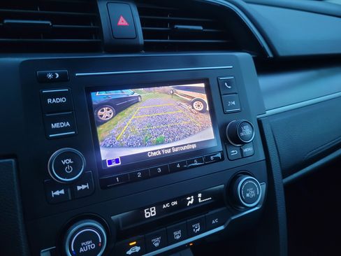 Used 2020 Honda Civic LX image 25