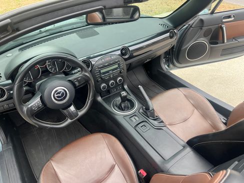 Used 2013 MAZDA MX-5 Miata Grand Touring image 22