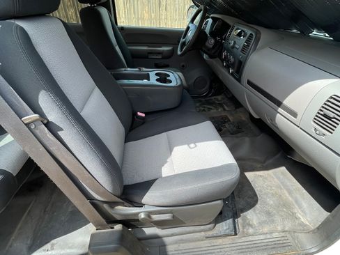 Used 2008 Chevrolet Silverado 1500 W/T RWD image 20