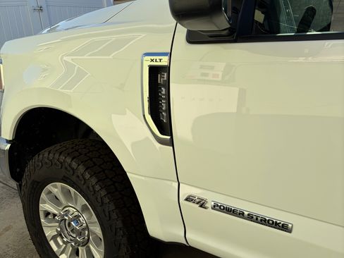 Used 2022 Ford F250 XLT AWD/4WD image 6