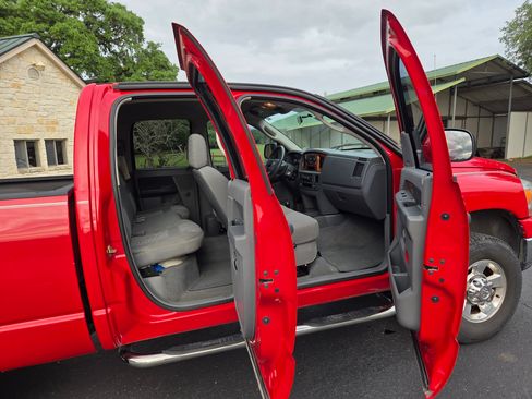 Used 2006 Dodge Ram 2500 Truck SLT w/ Trailer Tow Group image 6