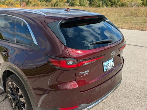 Used 2024 MAZDA CX-90 Plug-In Hybrid w/ Premium Pkg image 8