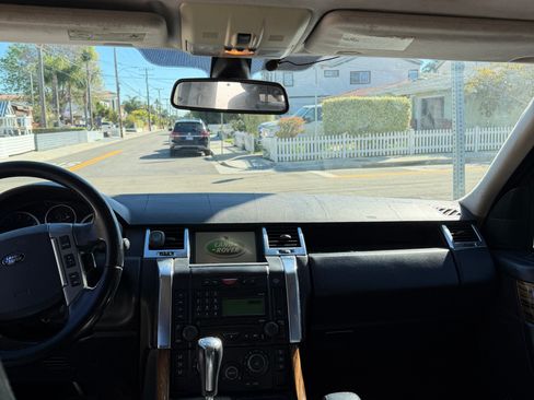 Used 2009 Land Rover Range Rover Sport Supercharged image 10