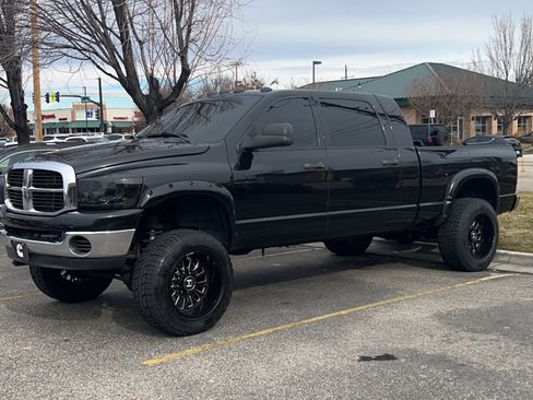 Used 2007 Dodge Ram 2500 Truck SLT image 8