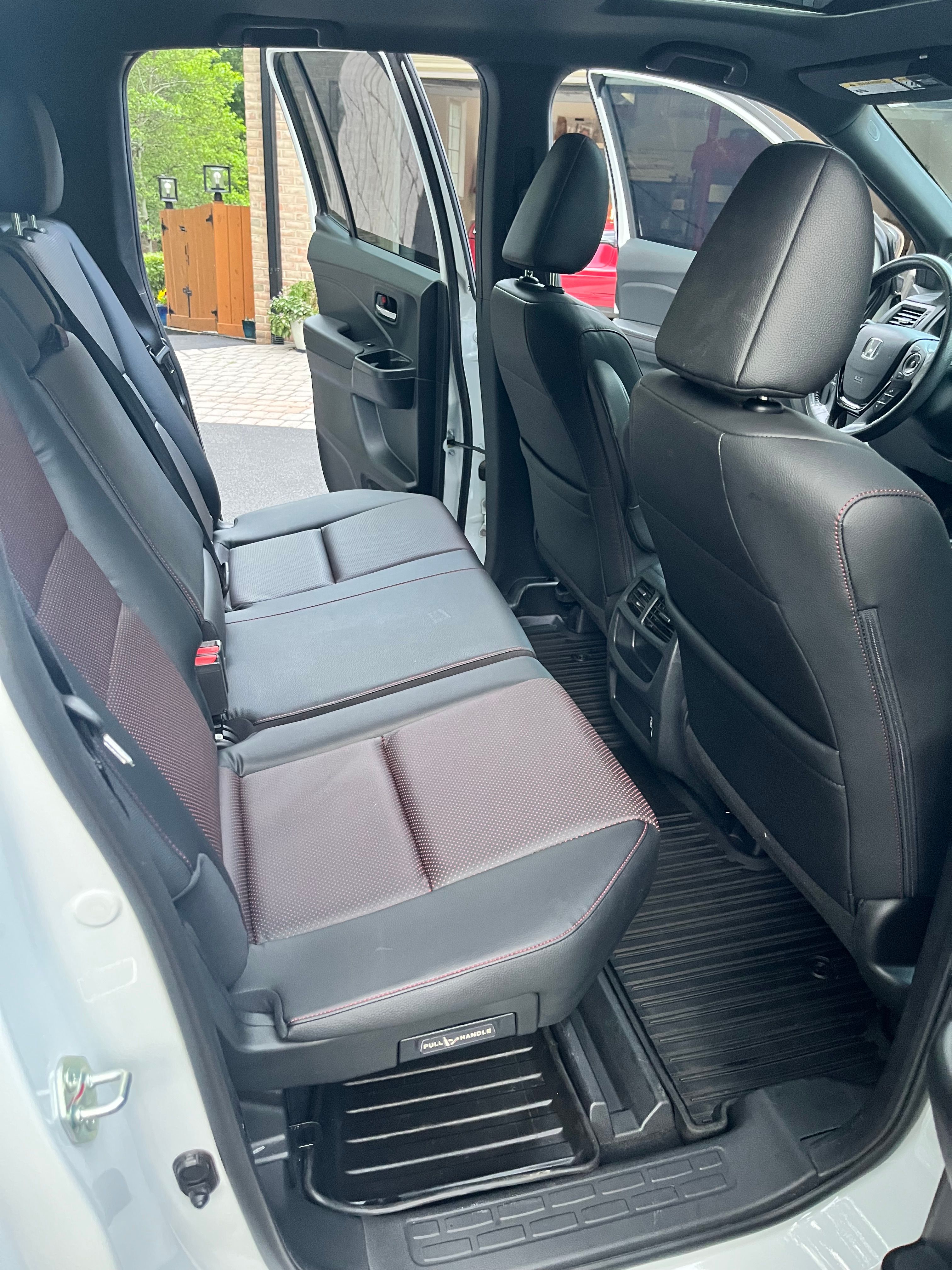 Used 2022 Honda Ridgeline Black Edition image 14