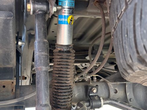 Used 2017 Nissan NV 3500 SL image 8