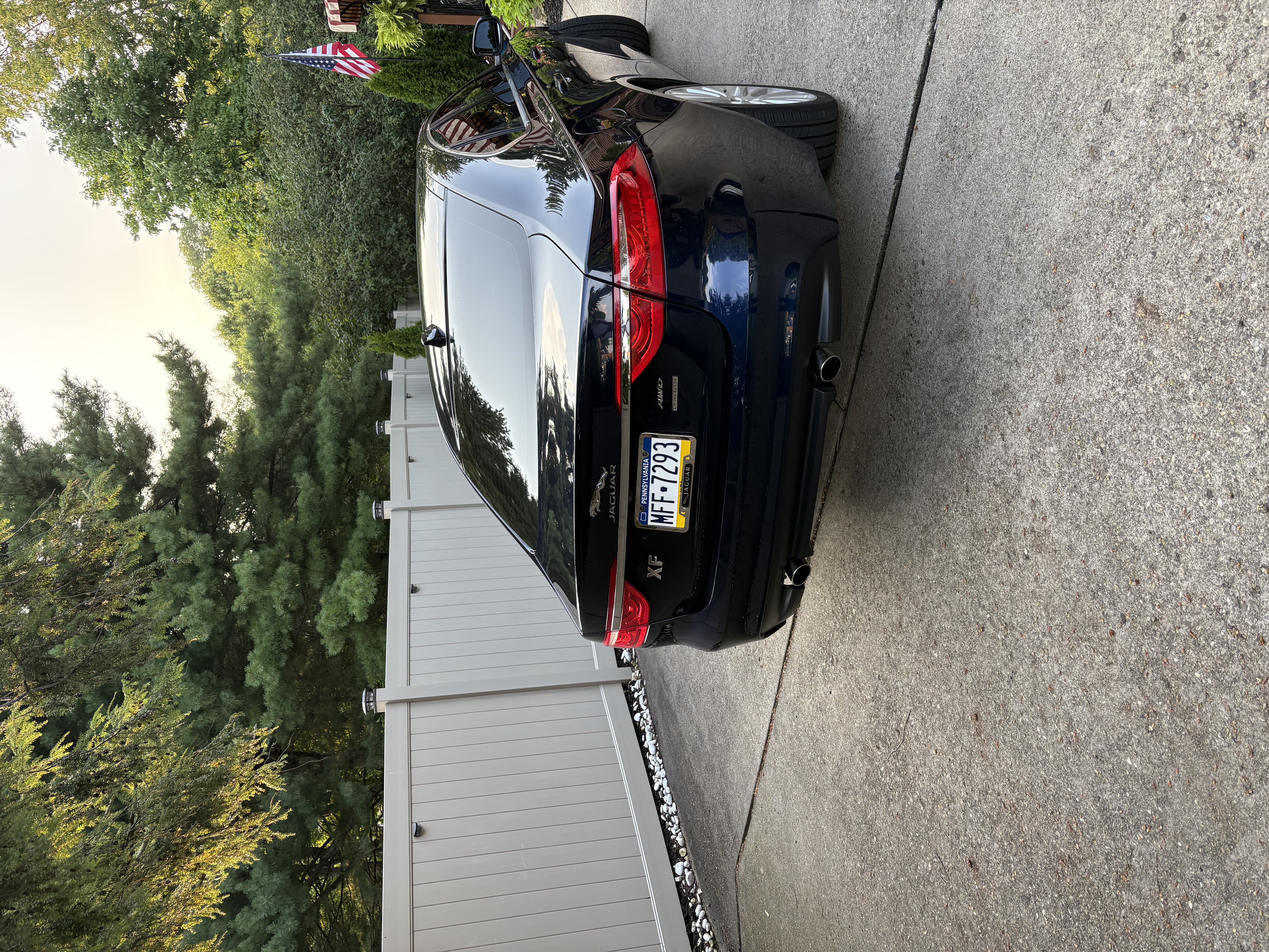 Used 2020 Jaguar XF Prestige AWD/4WD image 2