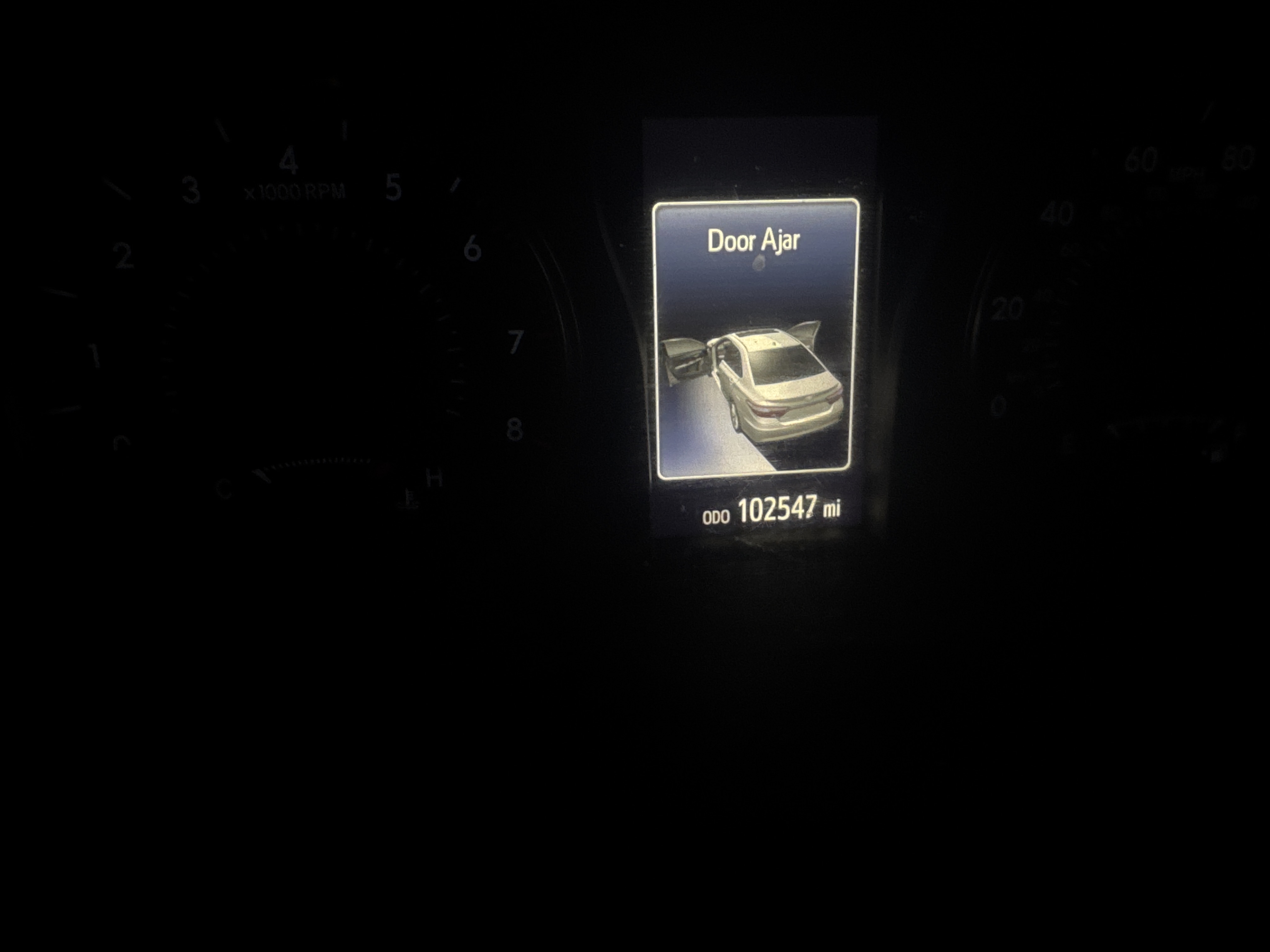 Used 2015 Toyota Camry SE FWD image 6