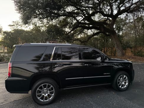 Used 2016 GMC Yukon Denali w/ Open Road Package image 4