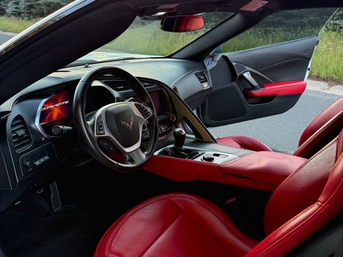 Used 2015 Chevrolet Corvette Stingray Coupe w/ 2LT Preferred Equipment Group RWD image 8