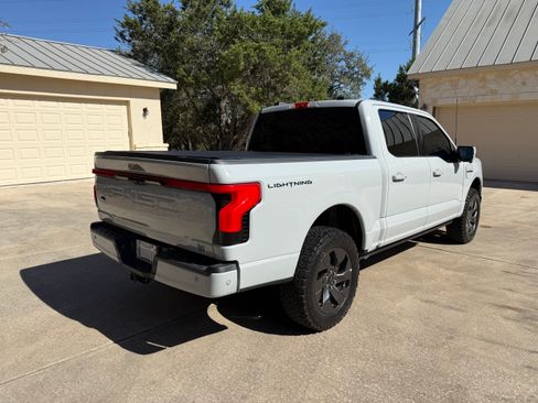 Used 2023 Ford F150 Lightning Lariat w/ Equipment Group 511A High image 6