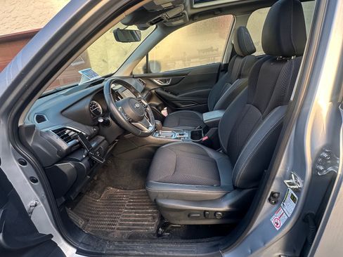 Used 2020 Subaru Forester Premium image 13