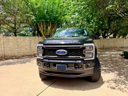 Used 2024 Ford F250 Lariat w/ Lariat Ultimate Package AWD/4WD image 14