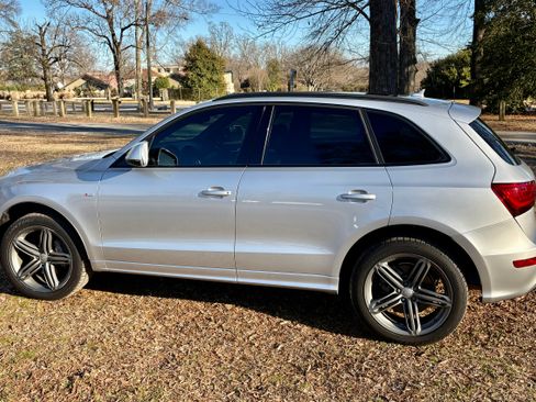 Used 2014 Audi Q5 3.0T Premium Plus image 2