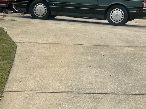 Used 1993 Cadillac Allante image 5