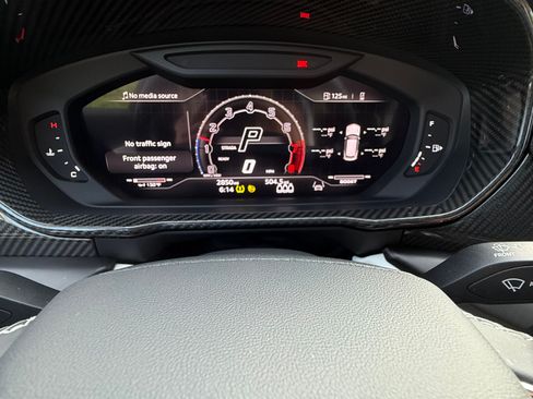 Used 2024 Lamborghini Urus S AWD/4WD image 11