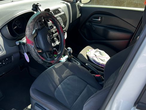 Used 2016 Kia Rio LX image 6