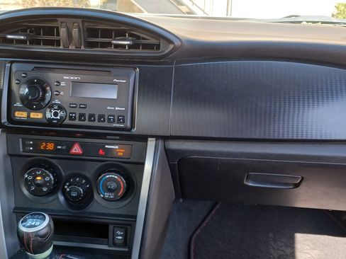 Used 2013 Scion FR-S image 11