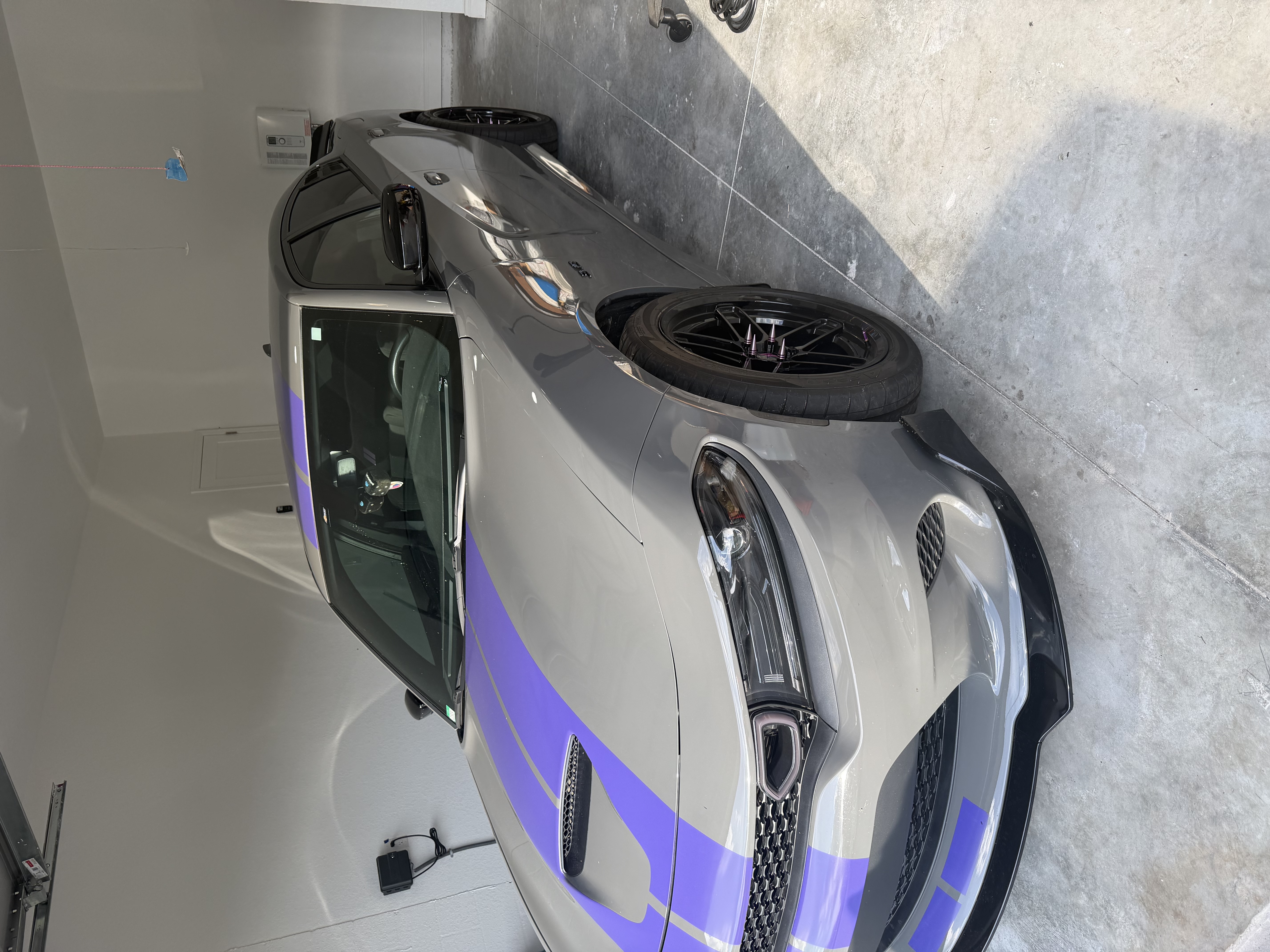 Used 2023 Dodge Charger R/T w/ Blacktop Package RWD image 4