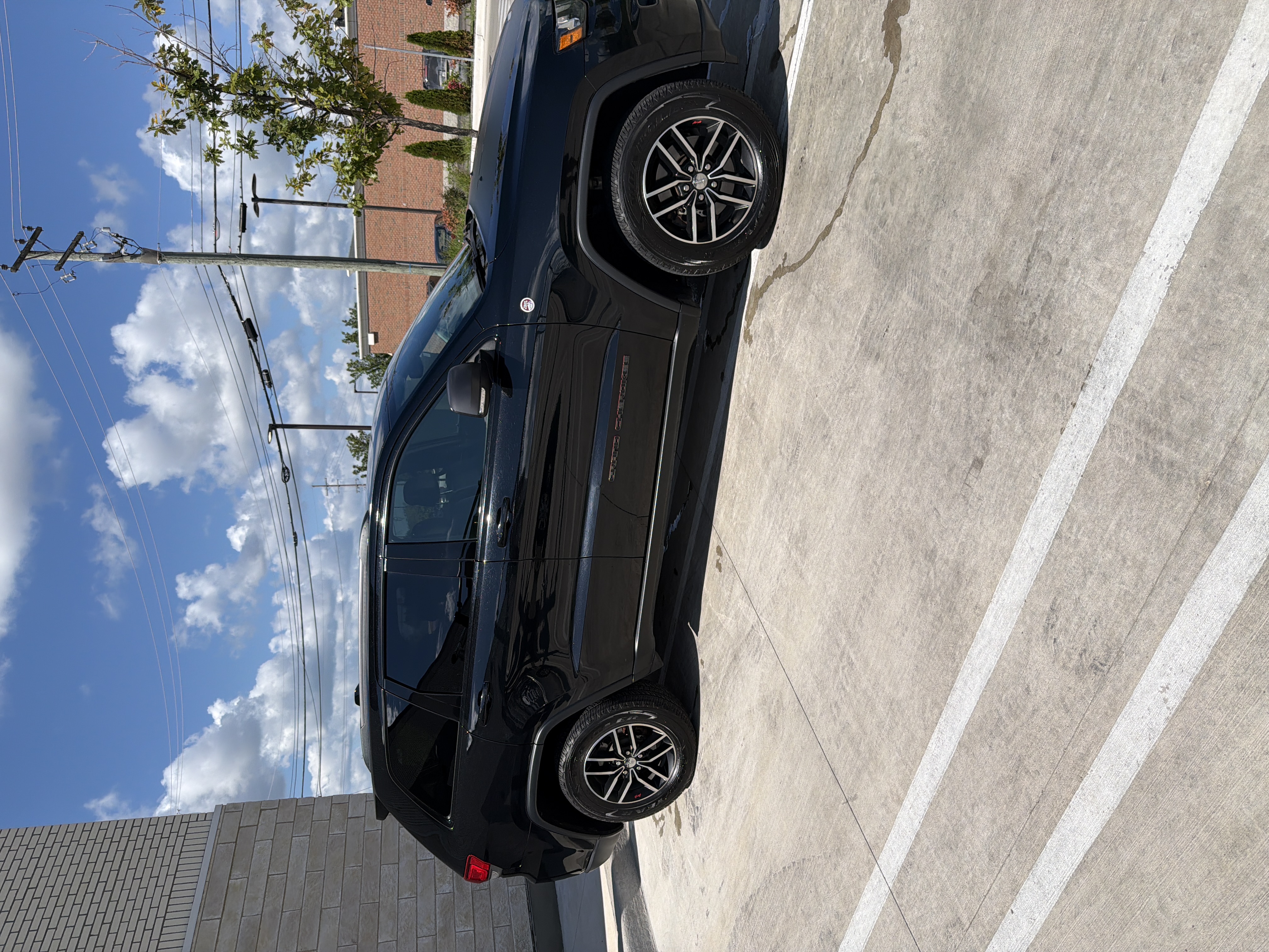 Used 2017 Jeep Grand Cherokee Trailhawk AWD/4WD image 10