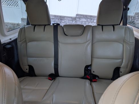 Used 2019 Jeep Wrangler Unlimited Sport S image 24