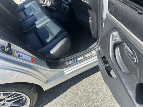 Used 2000 BMW M5 Sedan 4D image 23