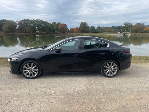 Used 2020 MAZDA MAZDA3 Sedan w/ Select Package image 1