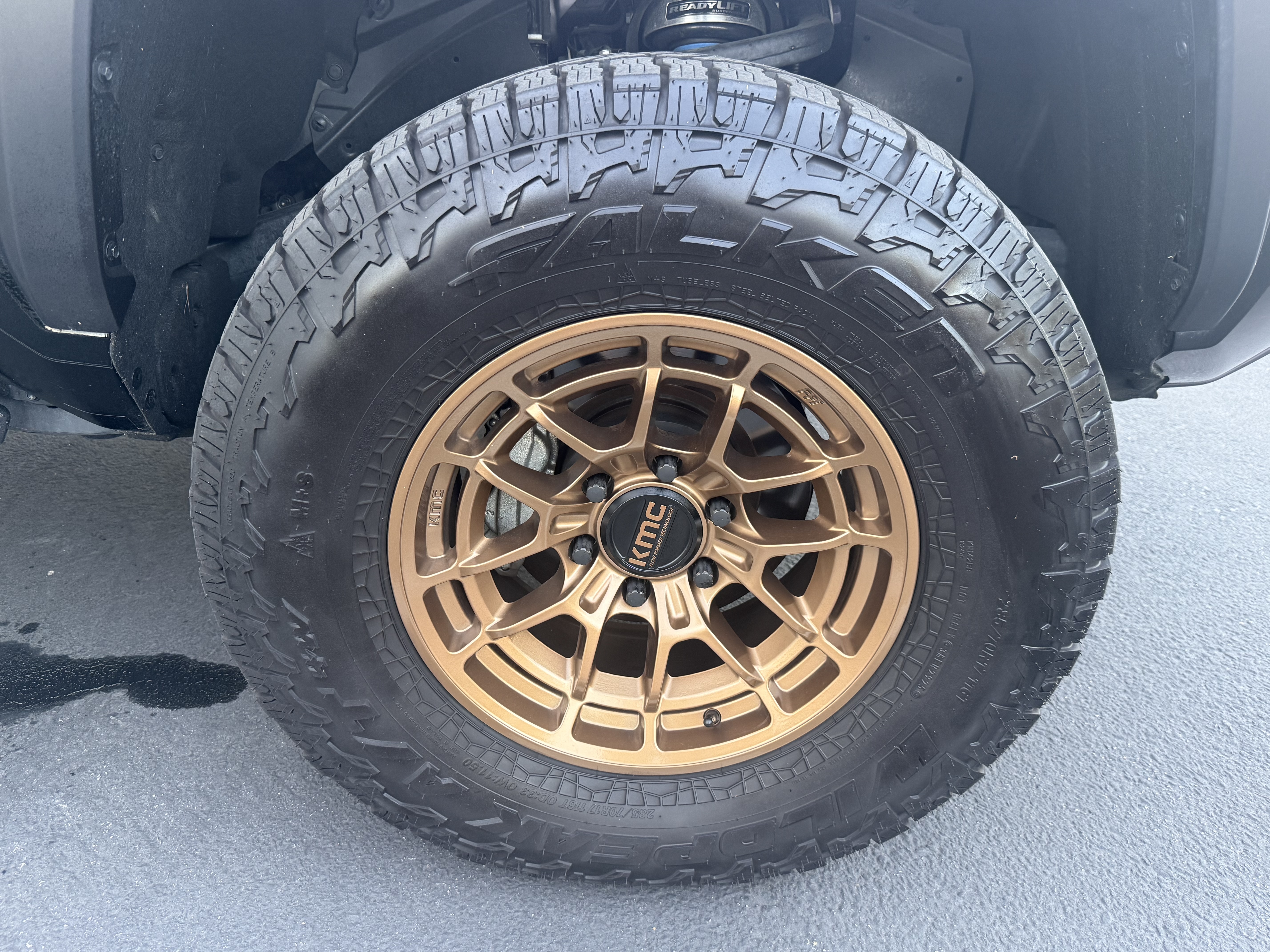 Used 2025 Toyota Tacoma TRD Off-Road AWD/4WD image 23
