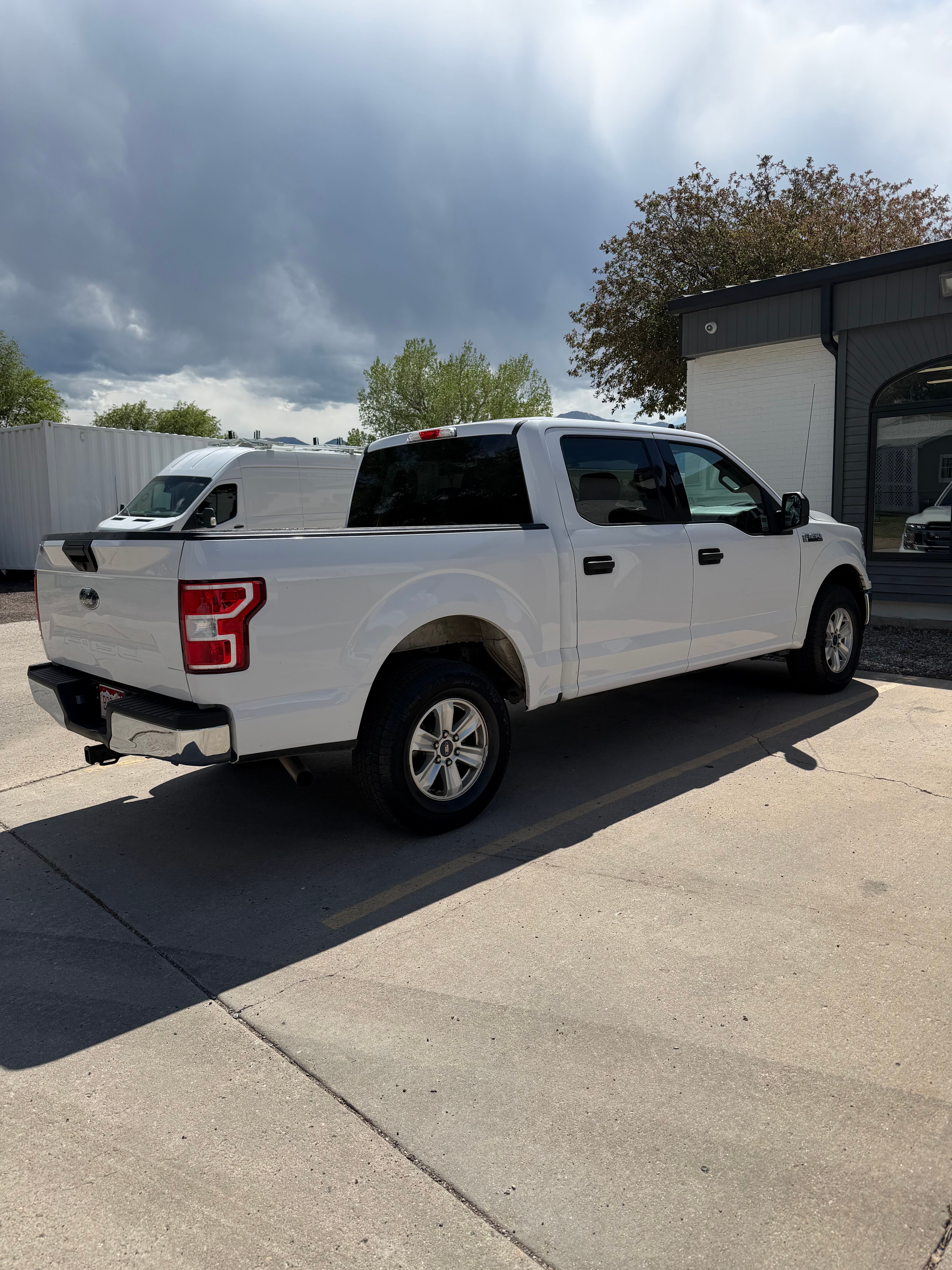 Used 2019 Ford F150 XLT AWD/4WD image 2