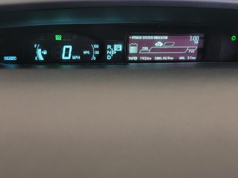 Used 2012 Toyota Prius Three image 12