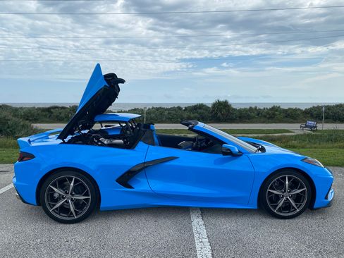 Used 2023 Chevrolet Corvette Stingray Premium Conv w/ Z51 Performance Package image 32