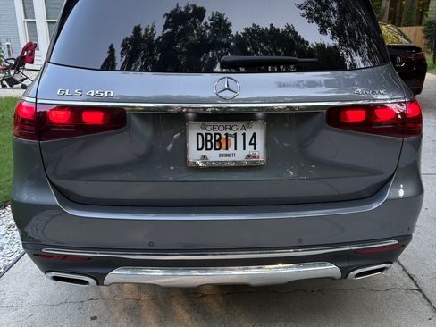Used 2024 Mercedes-Benz GLS 450 4MATIC image 6