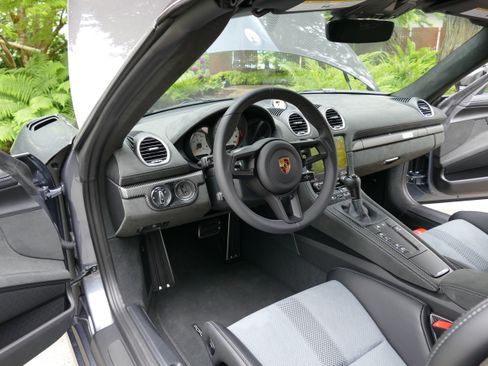 Used 2025 Porsche 718 Boxster Spyder RS RWD image 26