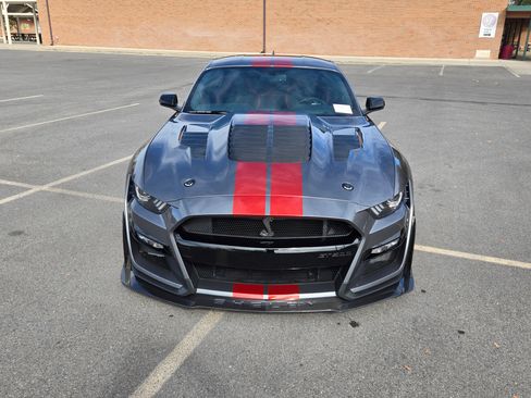 Used 2021 Ford Mustang Shelby GT500 w/ Carbon Fiber Track Pack image 16