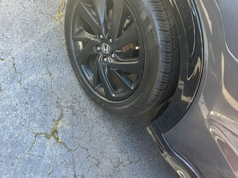 Used 2022 Honda HR-V Sport image 2