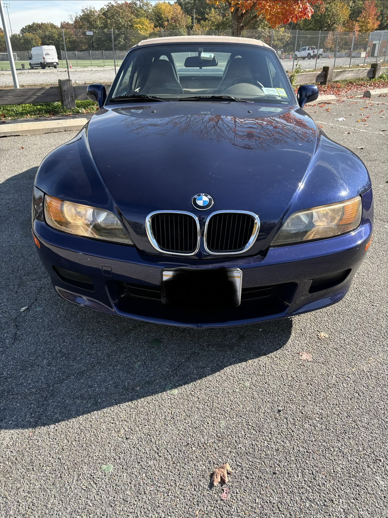 Used 1999 BMW Z3 2.5i RWD image 1