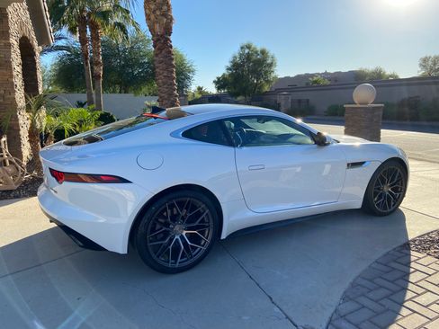 Used 2018 Jaguar F-TYPE R-Dynamic image 2