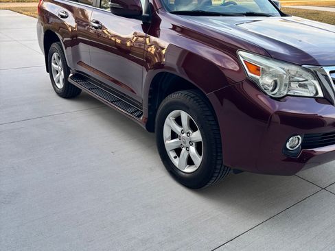 Used 2010 Lexus GX 460 image 9