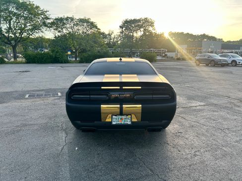 Used 2021 Dodge Challenger R/T Scat Pack RWD image 10