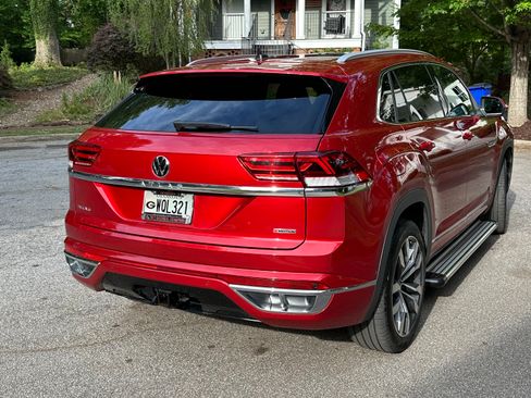 Used 2022 Volkswagen Atlas Cross Sport SEL Premium R-Line AWD/4WD image 4