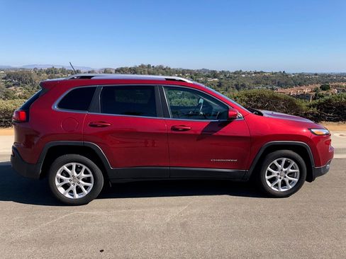 Used 2015 Jeep Cherokee Latitude image 6