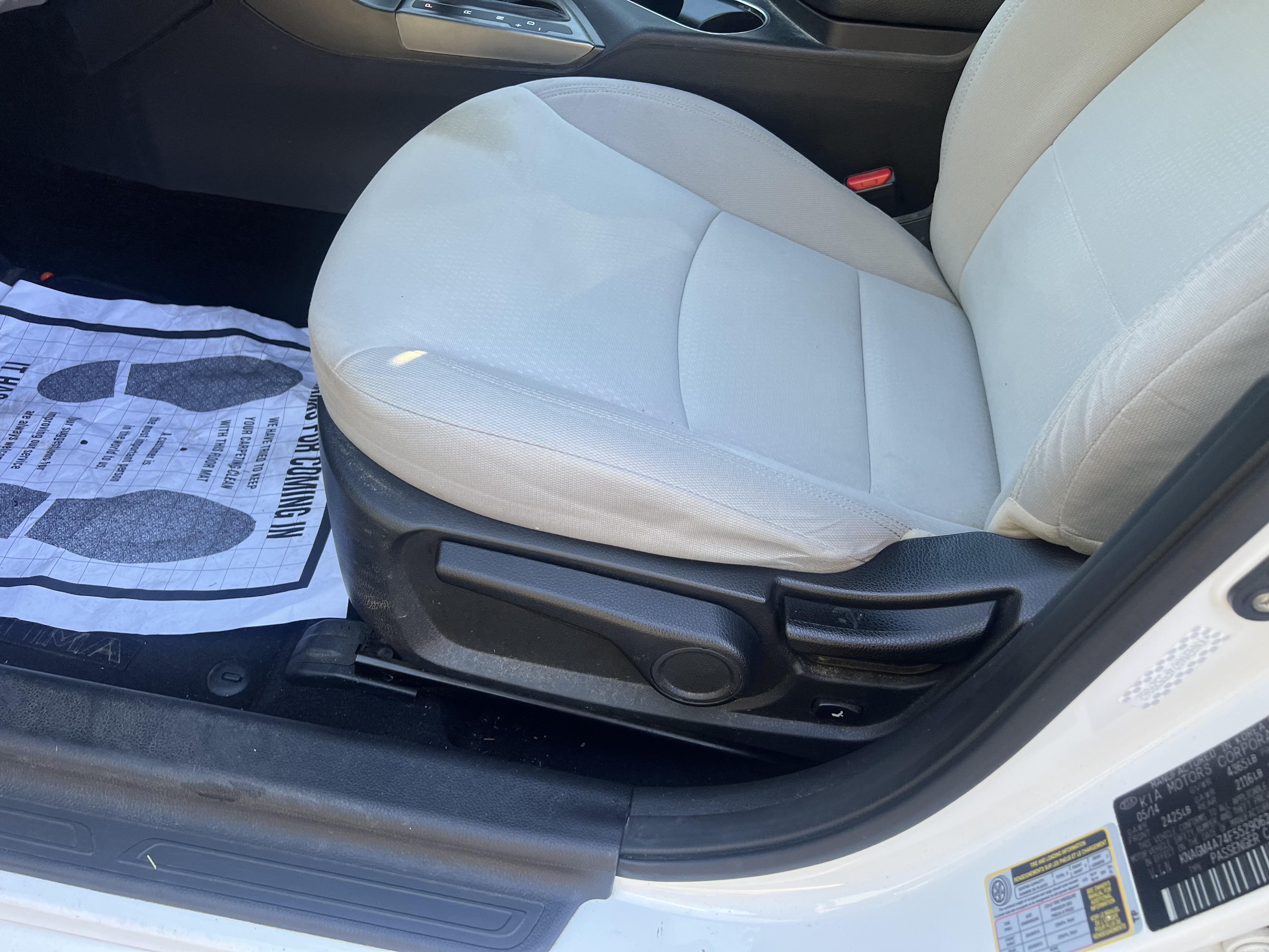 Used 2015 Kia Optima LX FWD image 12