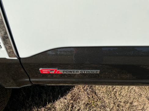 Used 2024 Ford F350 King Ranch w/ FX4 Off-Road Package image 17