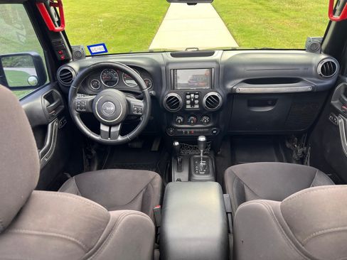 Used 2014 Jeep Wrangler Unlimited Sport w/ Quick Order Package 24S image 10