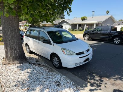 Used 2005 Toyota Sienna LE