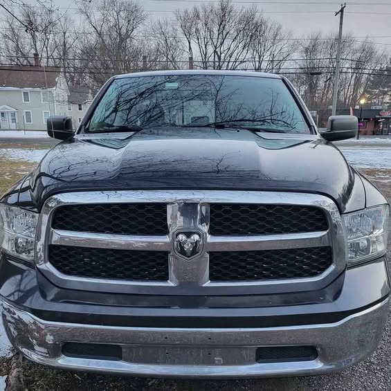 Used 2016 RAM 1500 Classic SLT RWD image 1