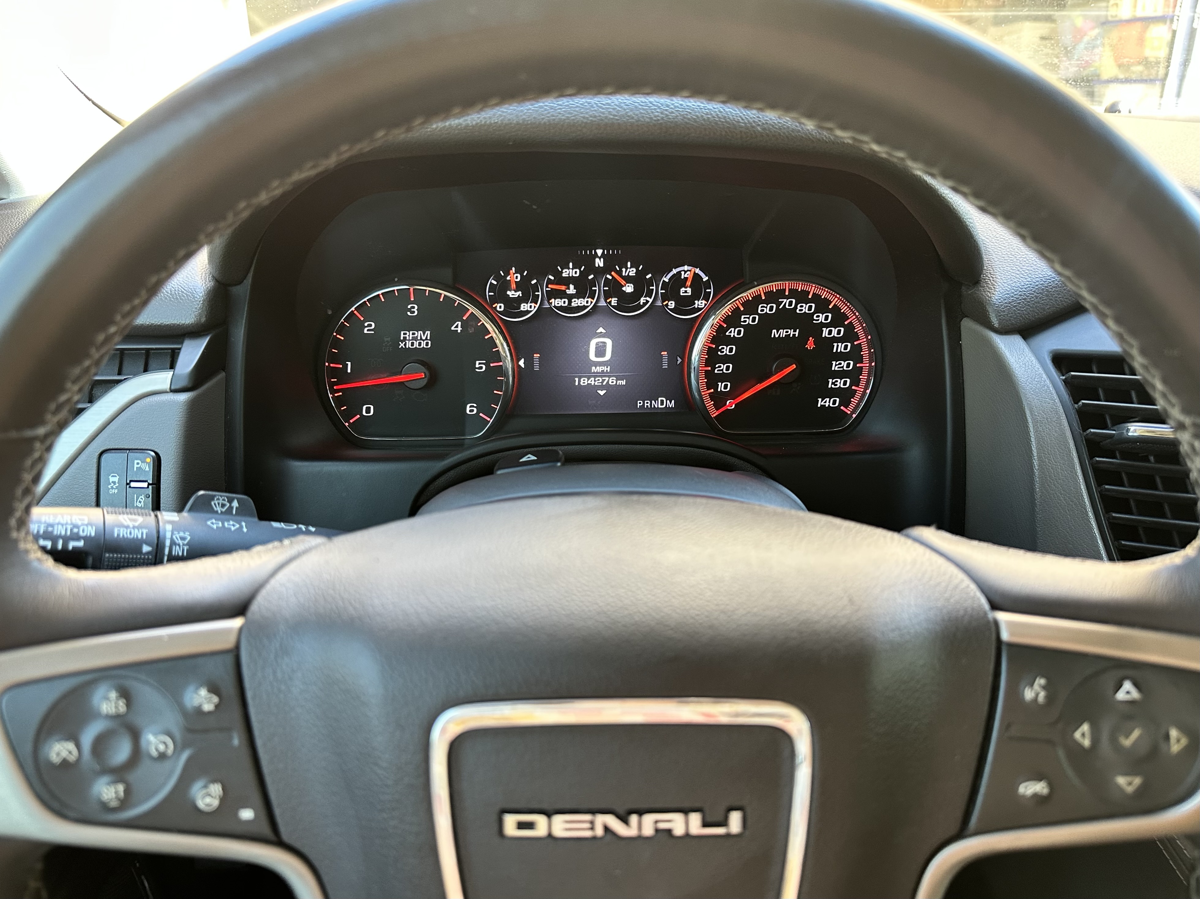 Used 2015 GMC Yukon XL Denali w/ Touring Package AWD/4WD image 16