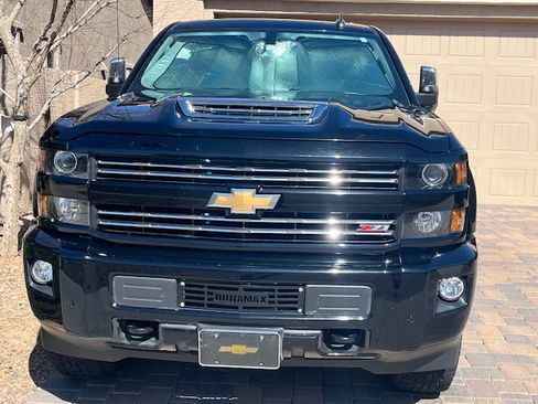 Used 2019 Chevrolet Silverado 2500 LTZ w/ Duramax Plus Package image 2