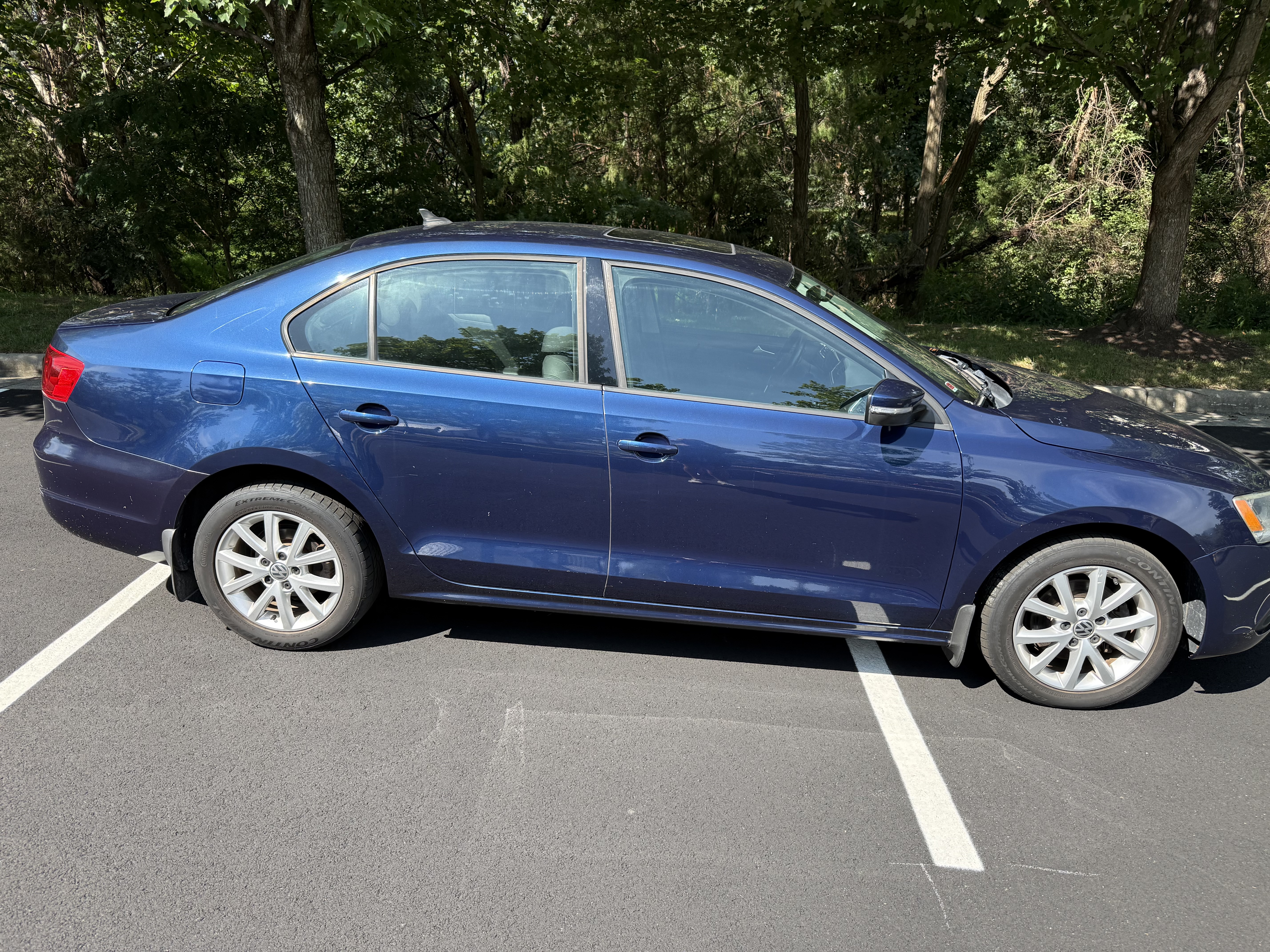 Used 2012 Volkswagen Jetta SE FWD image 4