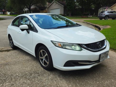 Used 2015 Honda Civic SE image 4